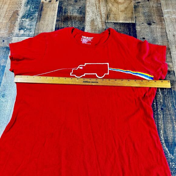 TRUKFIT Pink Floyd Parody T Shirt Womens 2XL Red with Dark Side Of Moon Rainbow - Picture 5 of 10